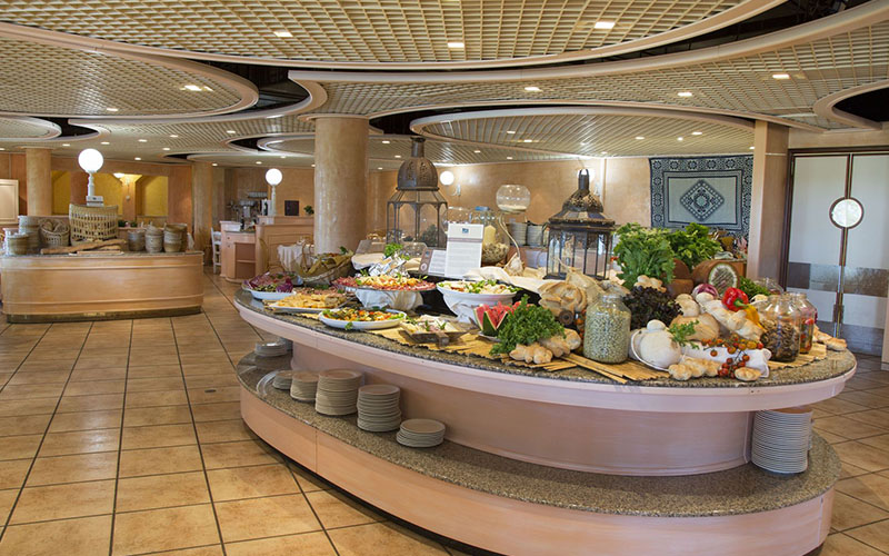 SANT'ELMO BEACH HOTEL 4*
